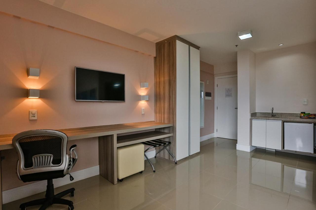 Ramada Hotel & Suites Campos Pelinca Campos dos Goytacazes Exterior foto