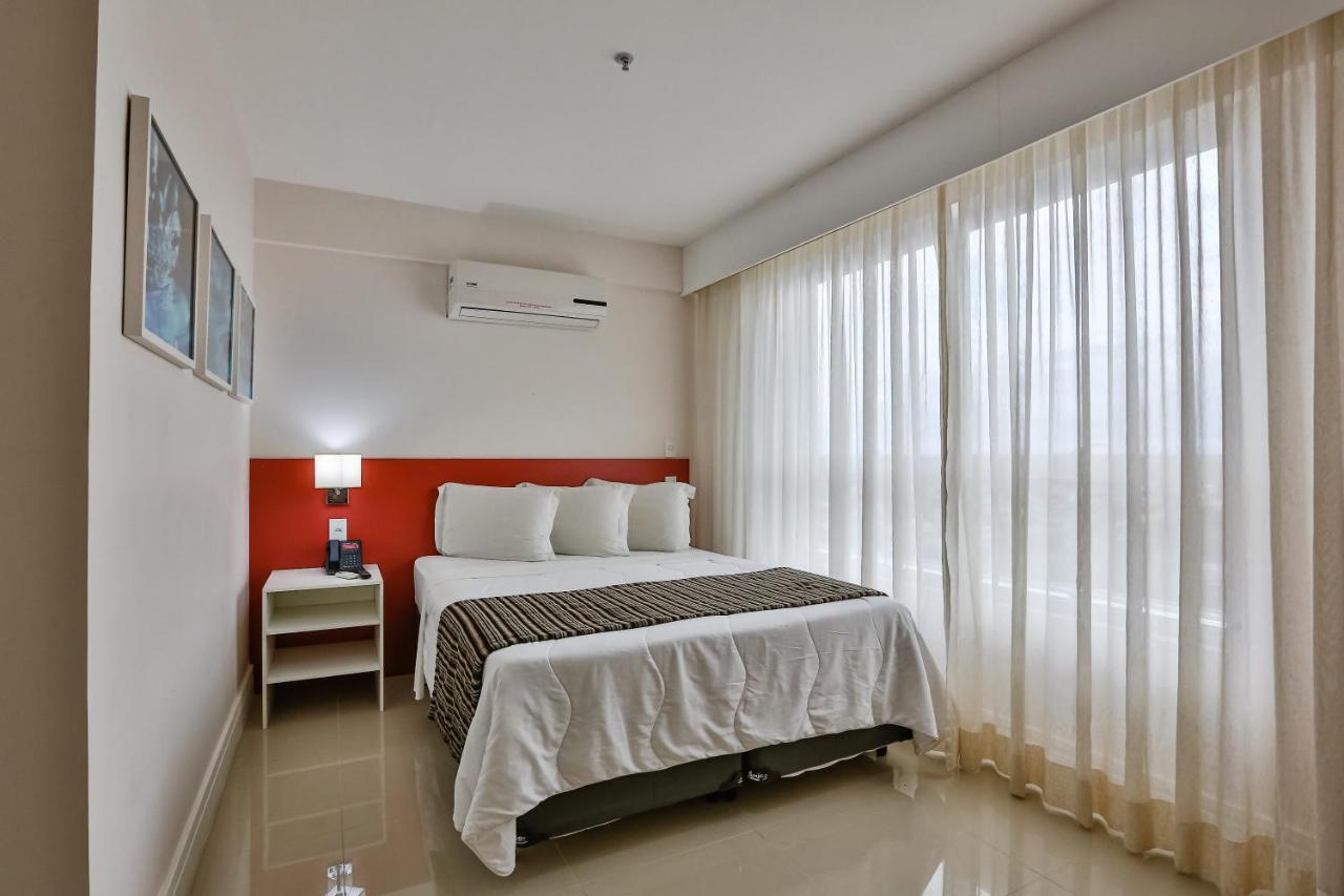 Ramada Hotel & Suites Campos Pelinca Campos dos Goytacazes Exterior foto